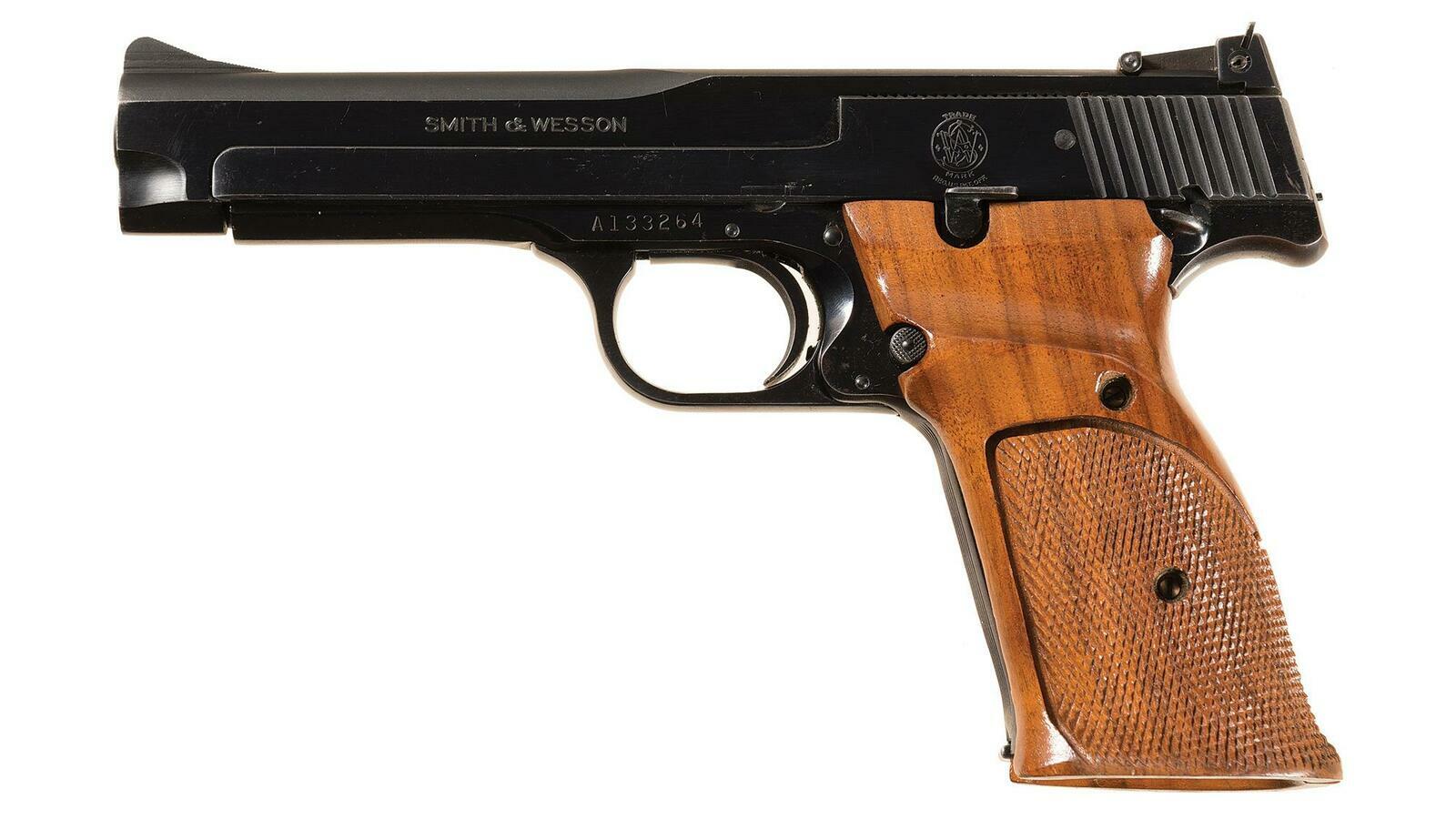 Smith & Wesson Model 41 Semi-Automatic Pistol | Rock Island Auction