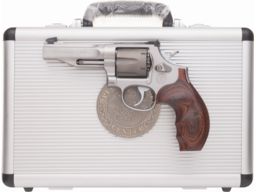 SMITH Momentum 新品未使用品 Smith & Wesson Performance Center Model 646 Revolver with