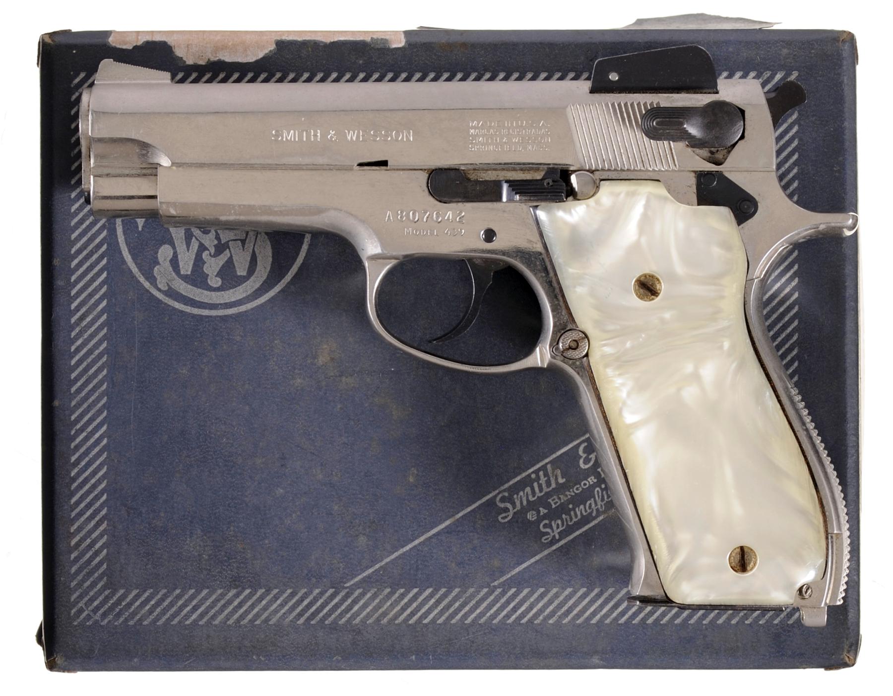 Smith & Wesson Model 439 Semi-Automatic Pistol with Box