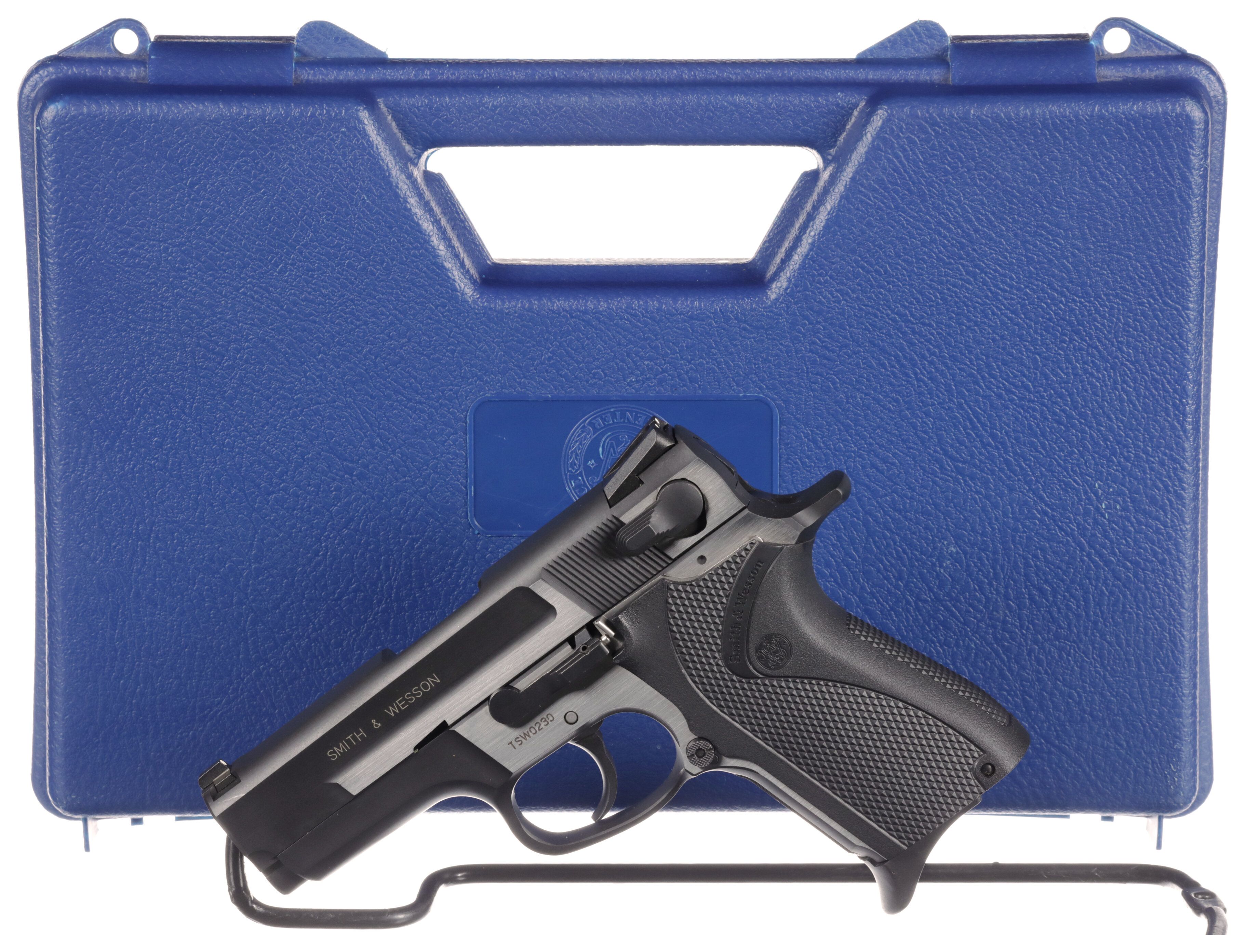 Smith & Wesson Performance Center Model 3566 Pistol | Rock Island