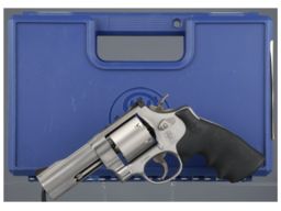 Smith & Wesson Model 610-2 Double Action Revolver with Case