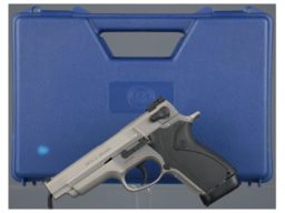 Smith & Wesson Performance Center Model 4006 SD 40 Pistol