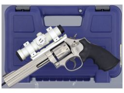 Smith & Wesson Model 617-6 Double Action Revolver with Case