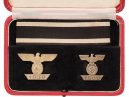 Cased Pair of 1939 Iron Cross Bars with Ribbon