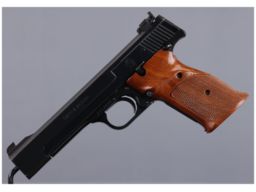 Smith & Wesson Model 41 Semi-Automatic Target Pistol 