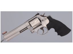 Smith & Wesson Model 686-5 Double Action Revolver