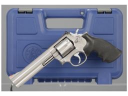 Smith & Wesson Model 686-3 Double Action Revolver with Case