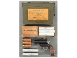 Kilgore Emergency 25mm Flare Gun with Case