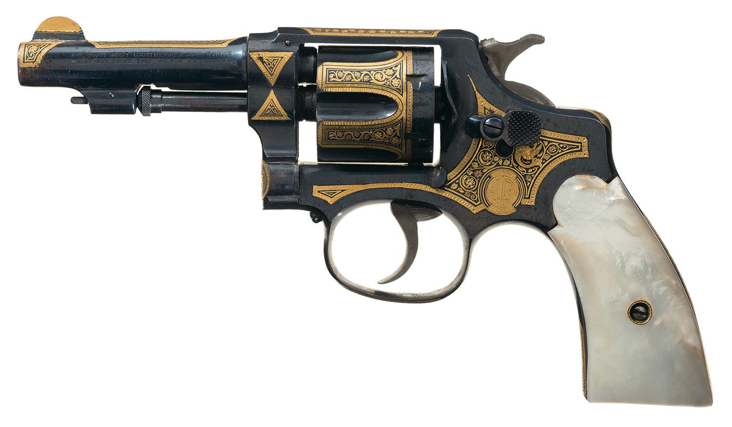 Double action revolver. Смит Вессон 32. Пистолет Скорпион 1940. Золотой пистолет со скорпионом. Smith Wesson 460 XVR with Rosewood Nill Grip Smith and Wesson Revolver.