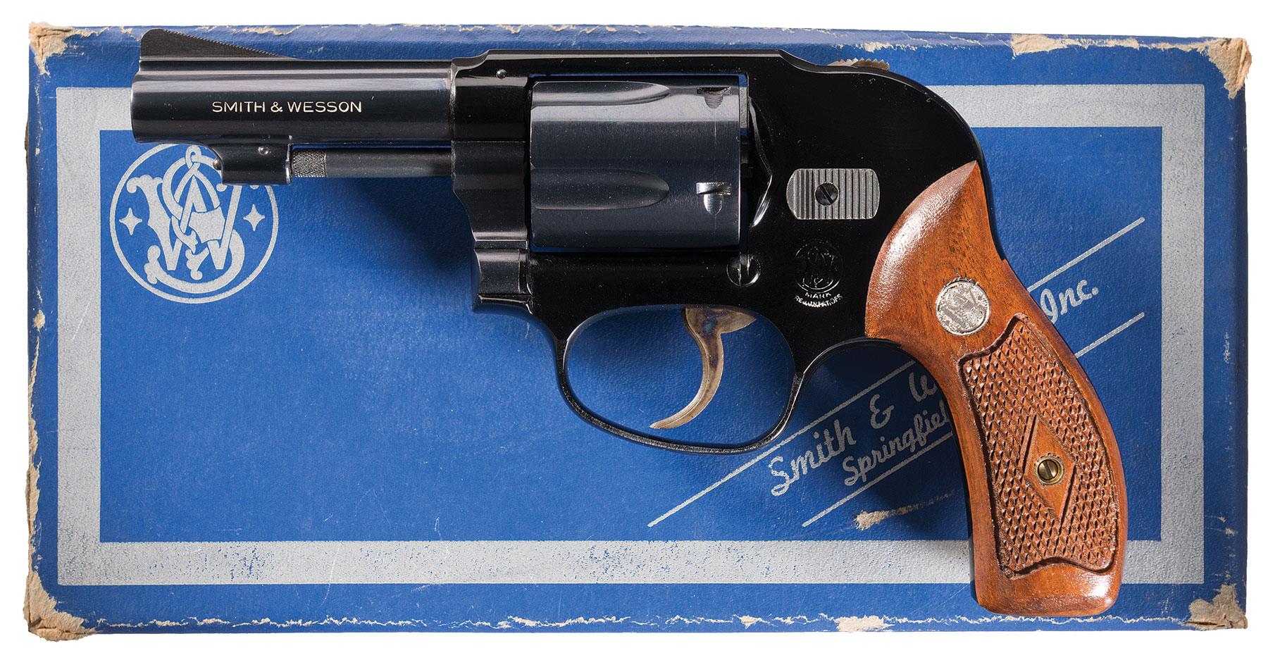 smith-wesson-model-38-bodyguard-airweight-revolver-with-box-rock-island-auction