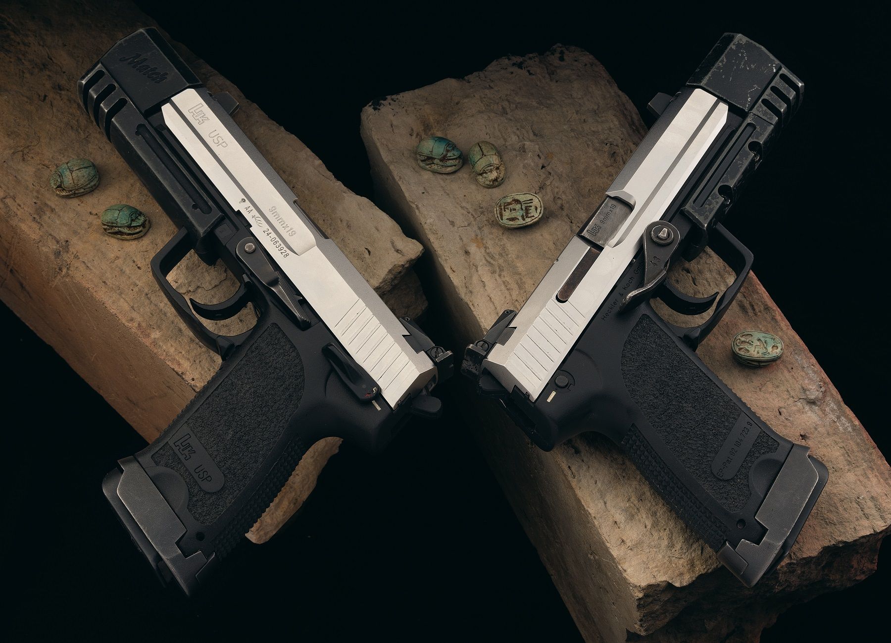 Film Used "Lara Croft: Tomb Raider" pistols to Auction this August
