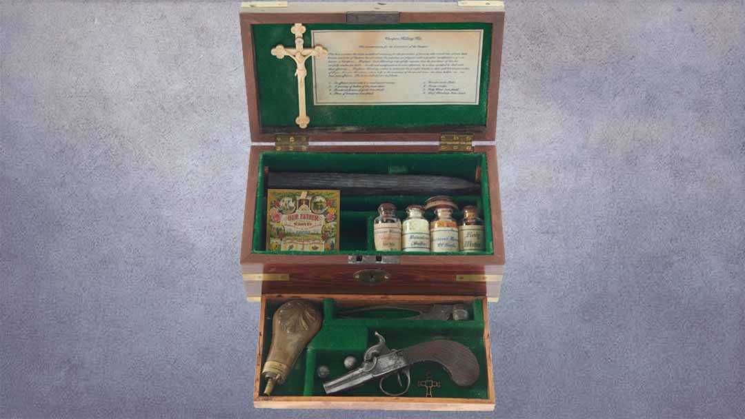 Lot-2269-Vampire-Killing-Kit