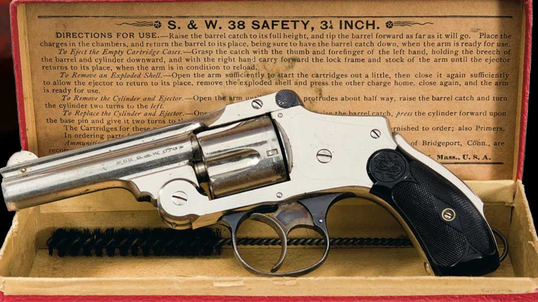 smith-wesson-38-safety-hammerless-da-revolvers