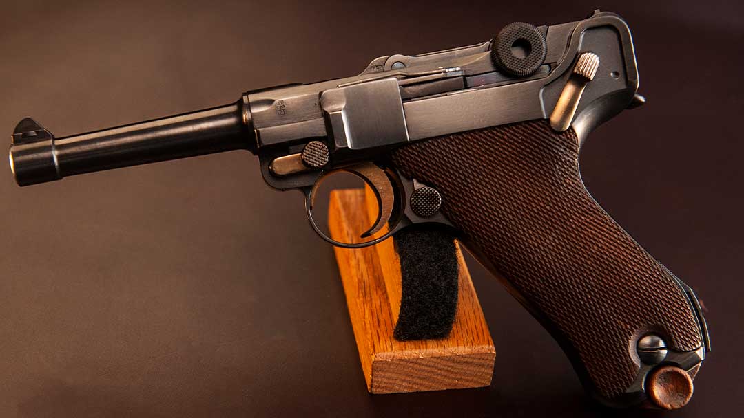 German-Mauser-1934-Police-Oberndorf-Luger-pistol-with-holster