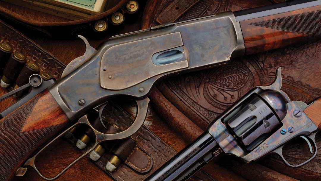 Winchester Model 1873 and Colt SAA celebrate their 150th anniversary, the two guns that won the West