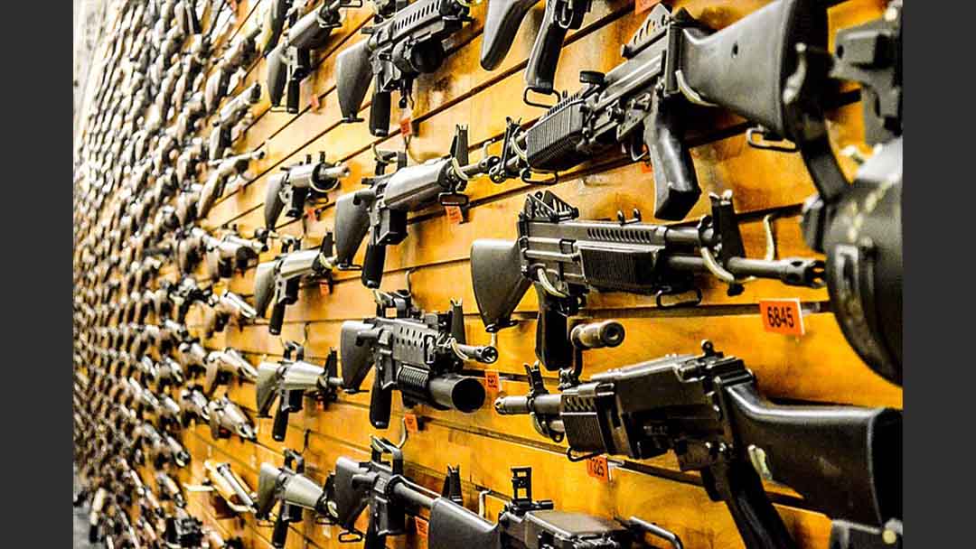 Rock-Island-Arsenal-Museum-wall-of-guns