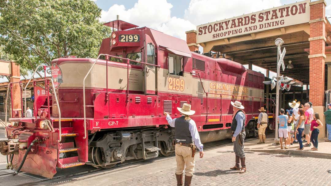 Fort-Worth-Stockyards-Grapevine-Railroad