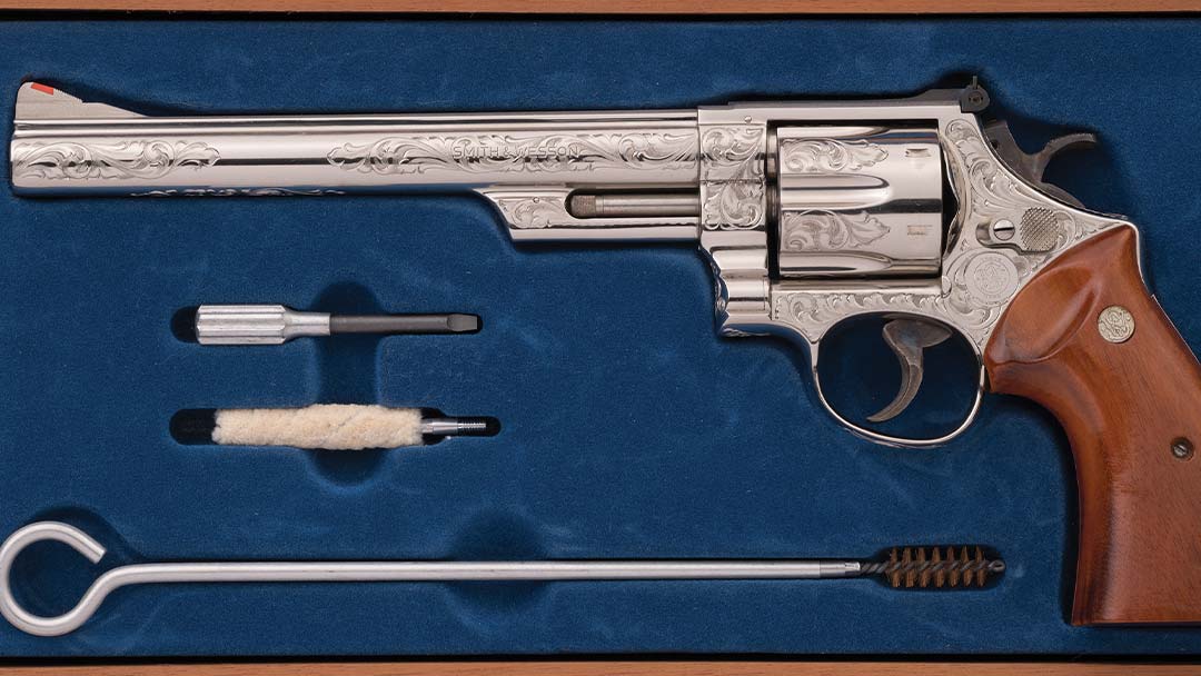 Excellent-Factory-Engraved-Smith-and-Wesson-Model-29-2-Double-Action-Revolver-with-Case