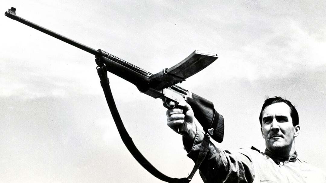 Melvin-Johnson-fires-his-M1941-LMG