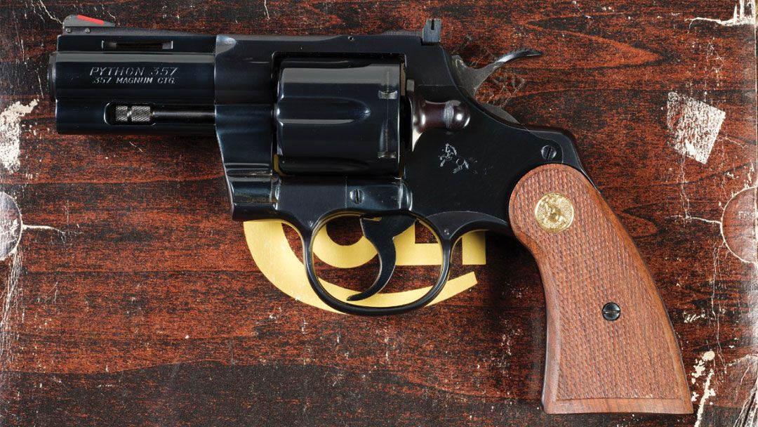 python-revolver-with-2-12-inch-barrel-and-box