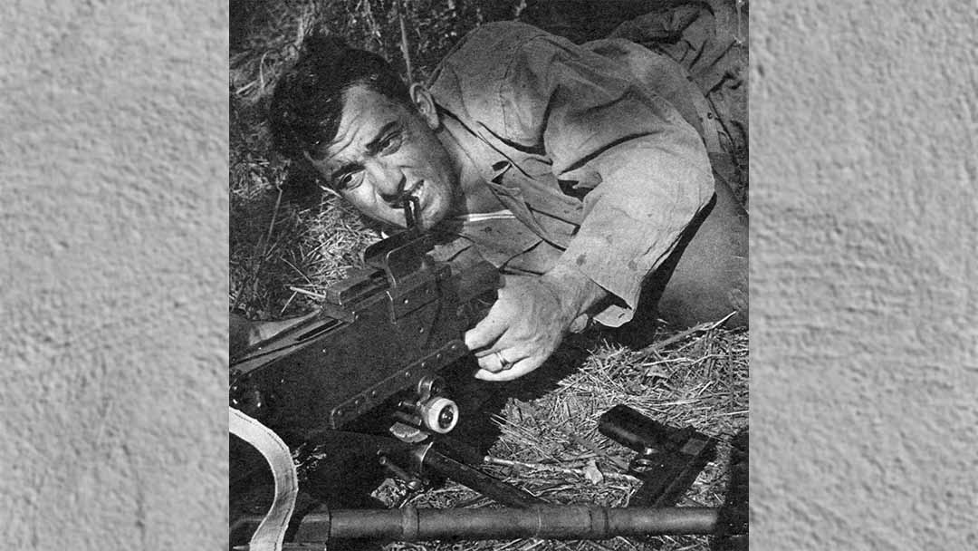 Basilone-with-machine-gun