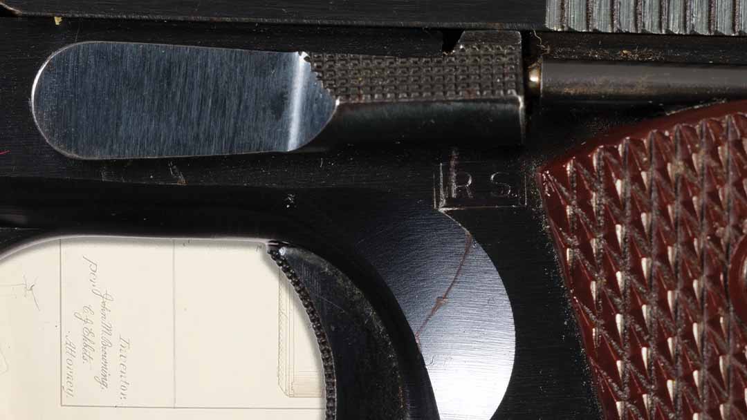Colt-M1911A1-closeup