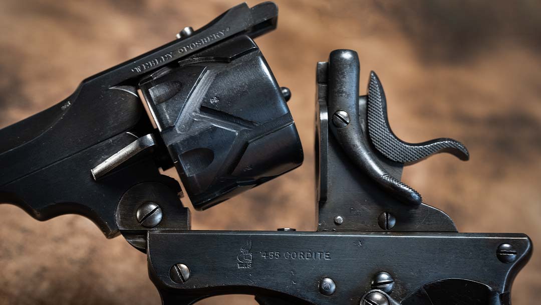 25SS新品 Flippan Medallon ルーペ revolver SMITH & WESSON .38 “SAFETY HAMMERLESS” 4th Model C&R Double Action