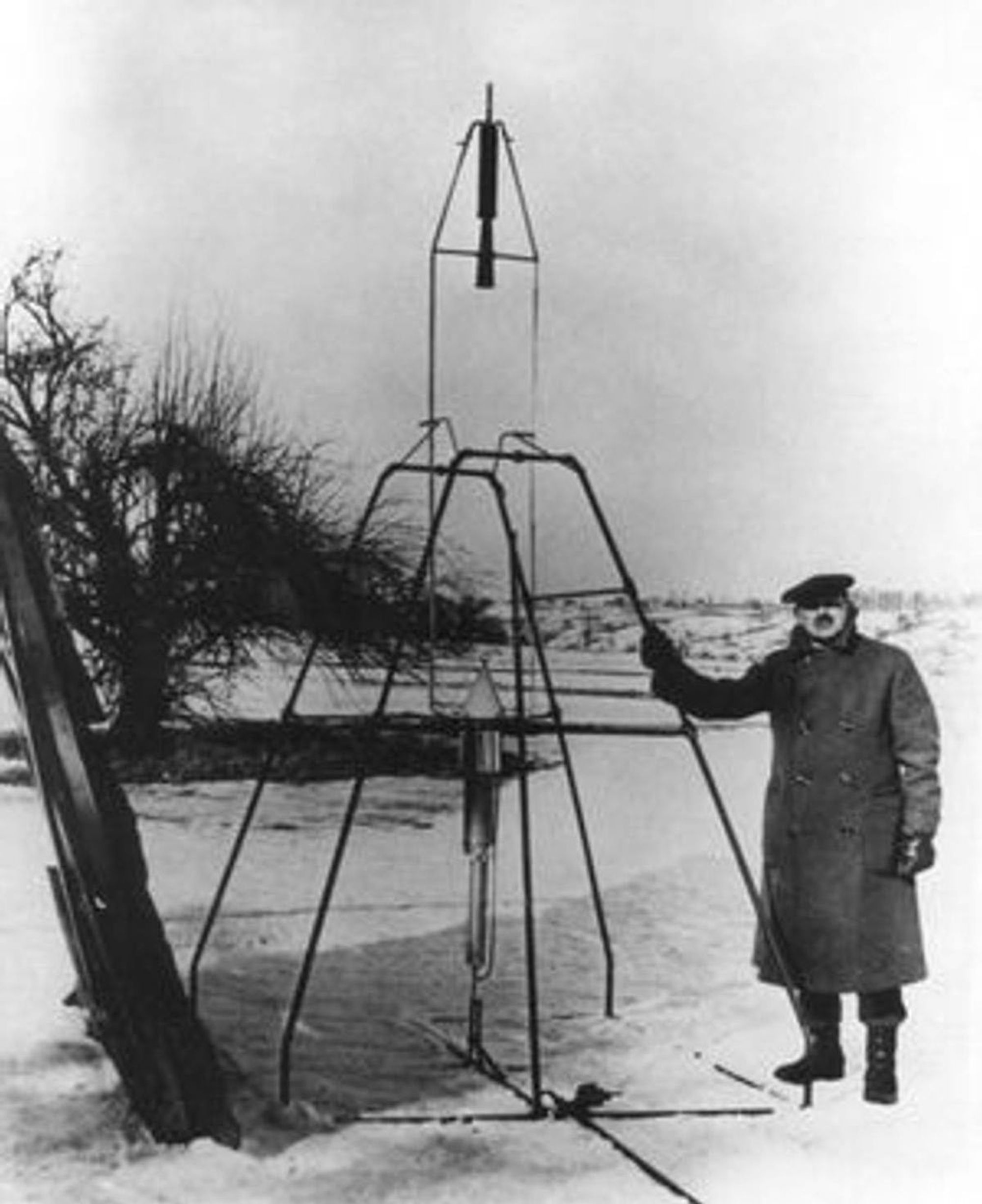 Robert H. Goddard and Liquid-Fueled Rocket
