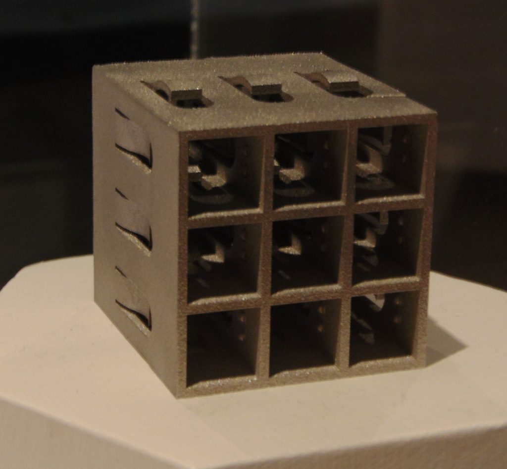 Cube that demonstration component for a nuclear reactor