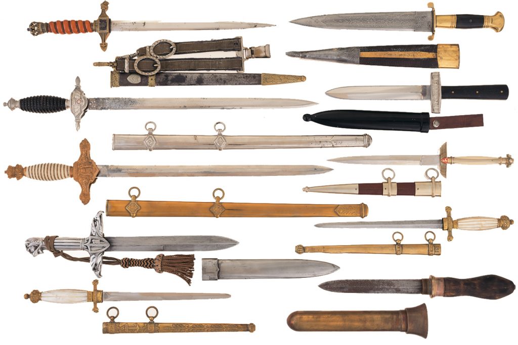 Lot 4370: Ten Knives